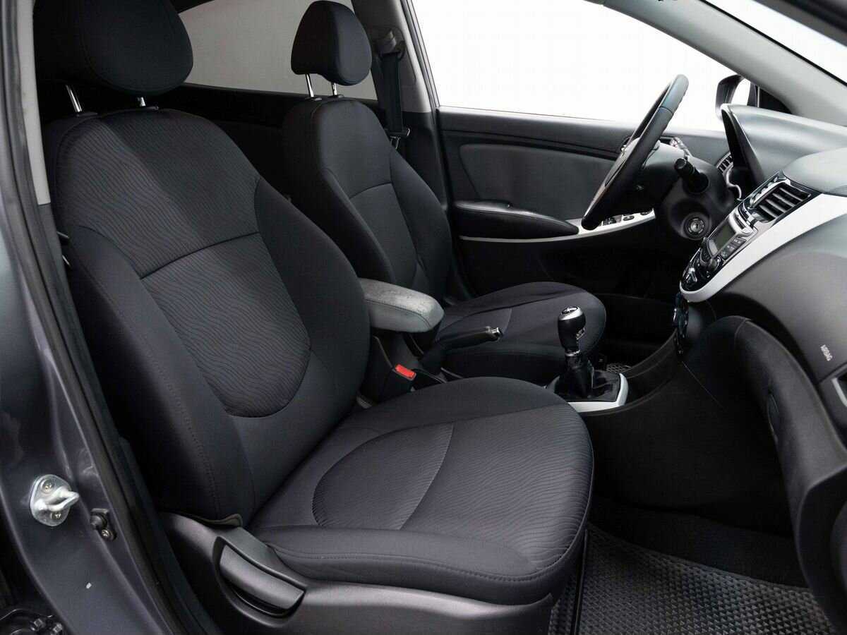 Hyundai Solaris, 2012 - Фото №11