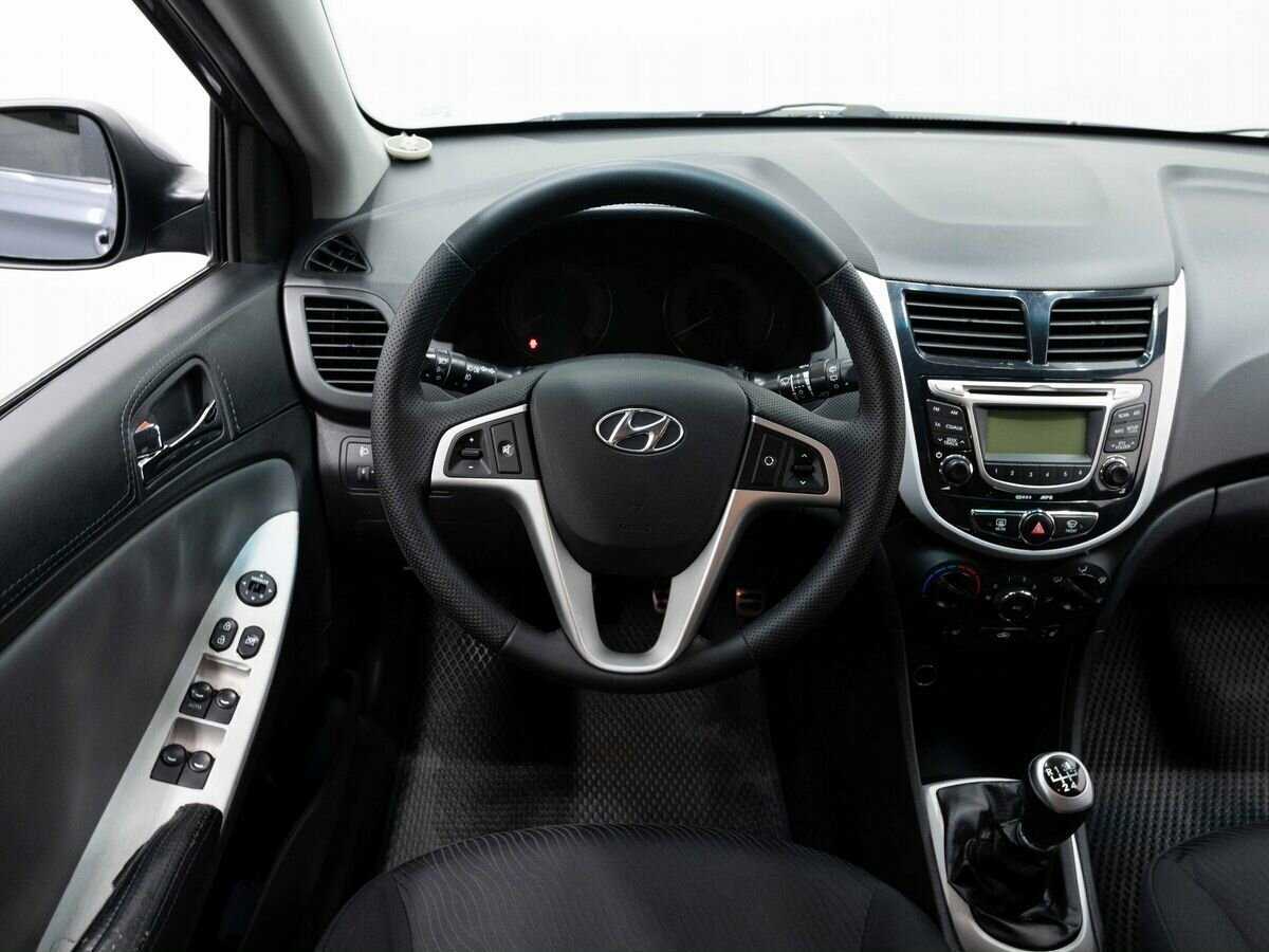 Hyundai Solaris, 2012 - Фото №13