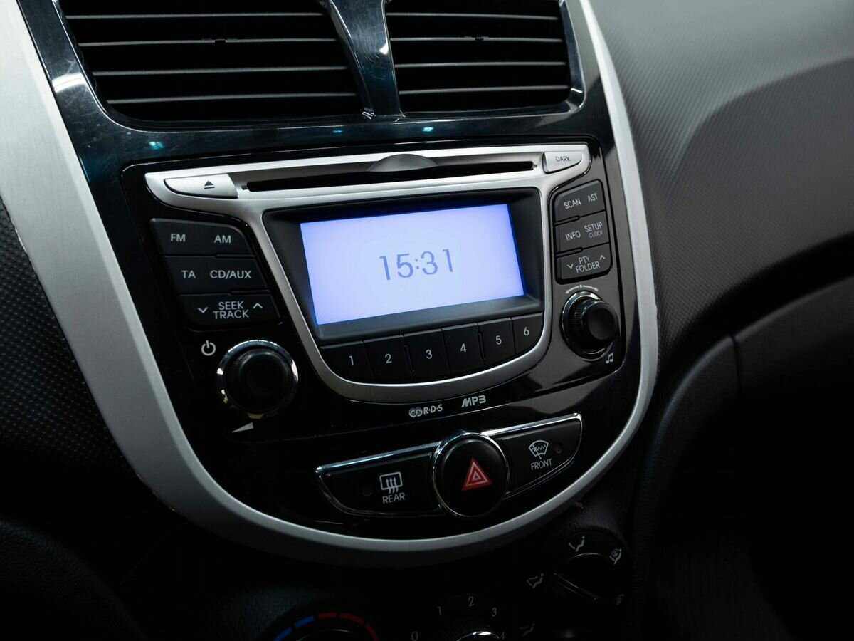 Hyundai Solaris, 2012 - Фото №18