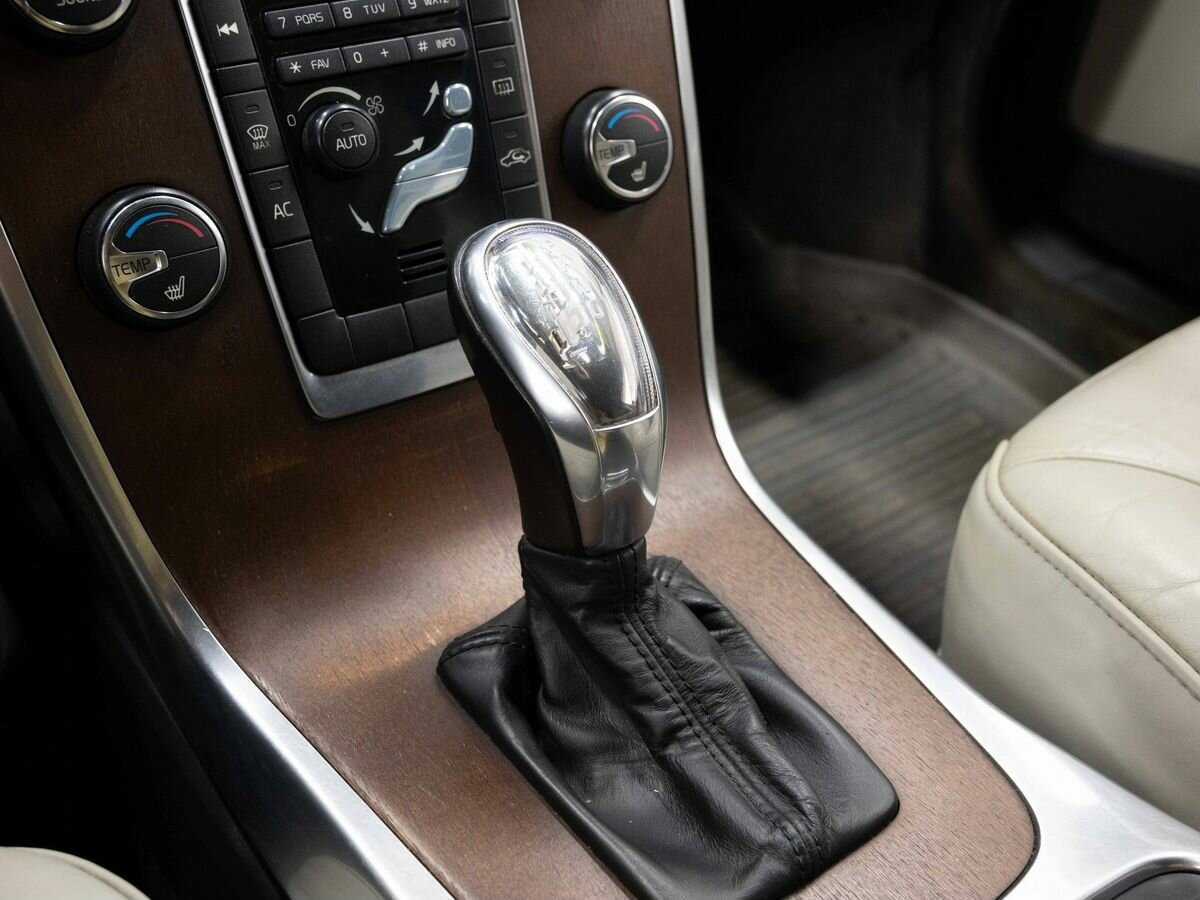 Volvo S80, 2012 - Фото №19