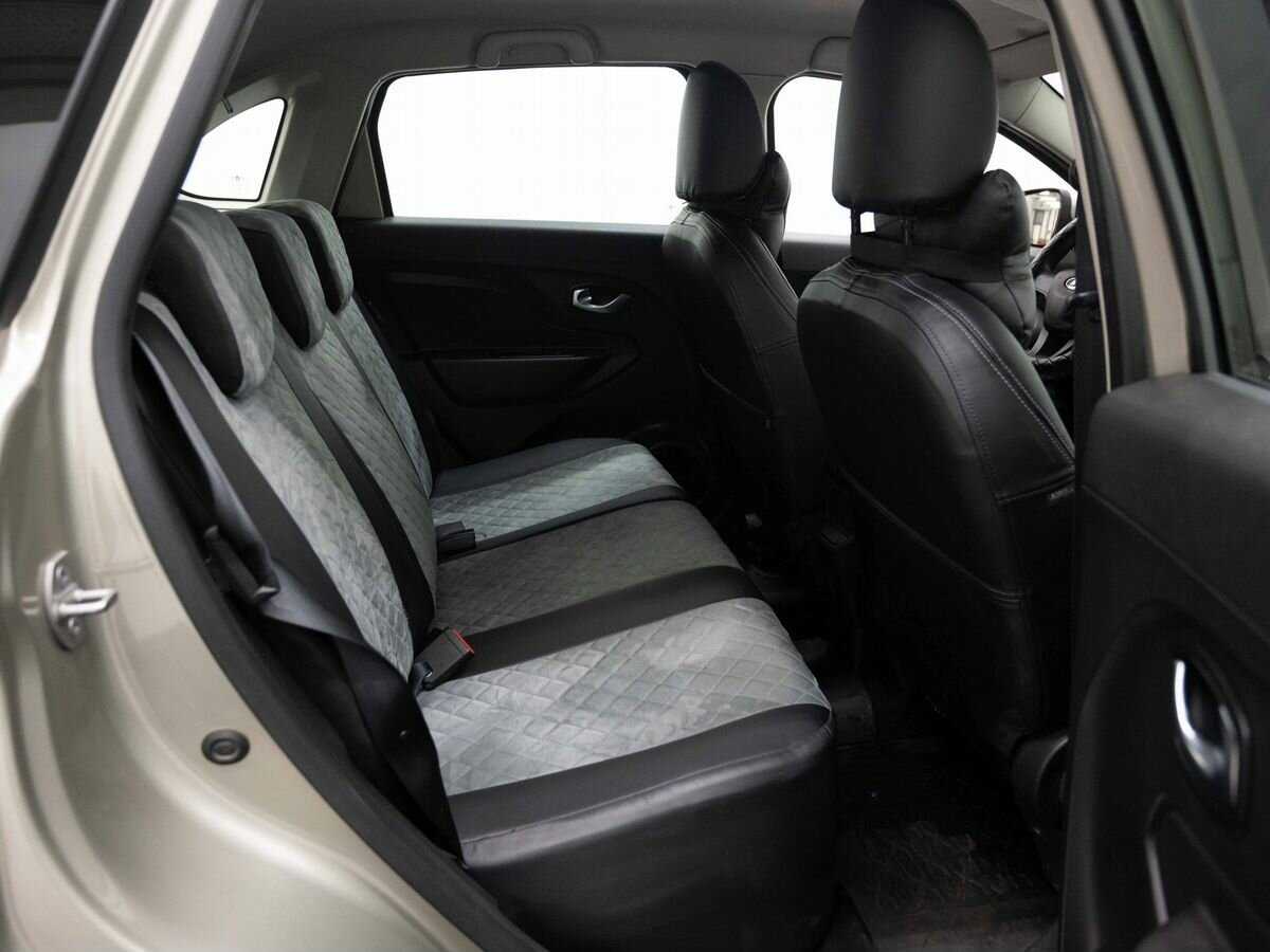 Lada (ВАЗ) XRAY Cross, 2019 - Фото №9