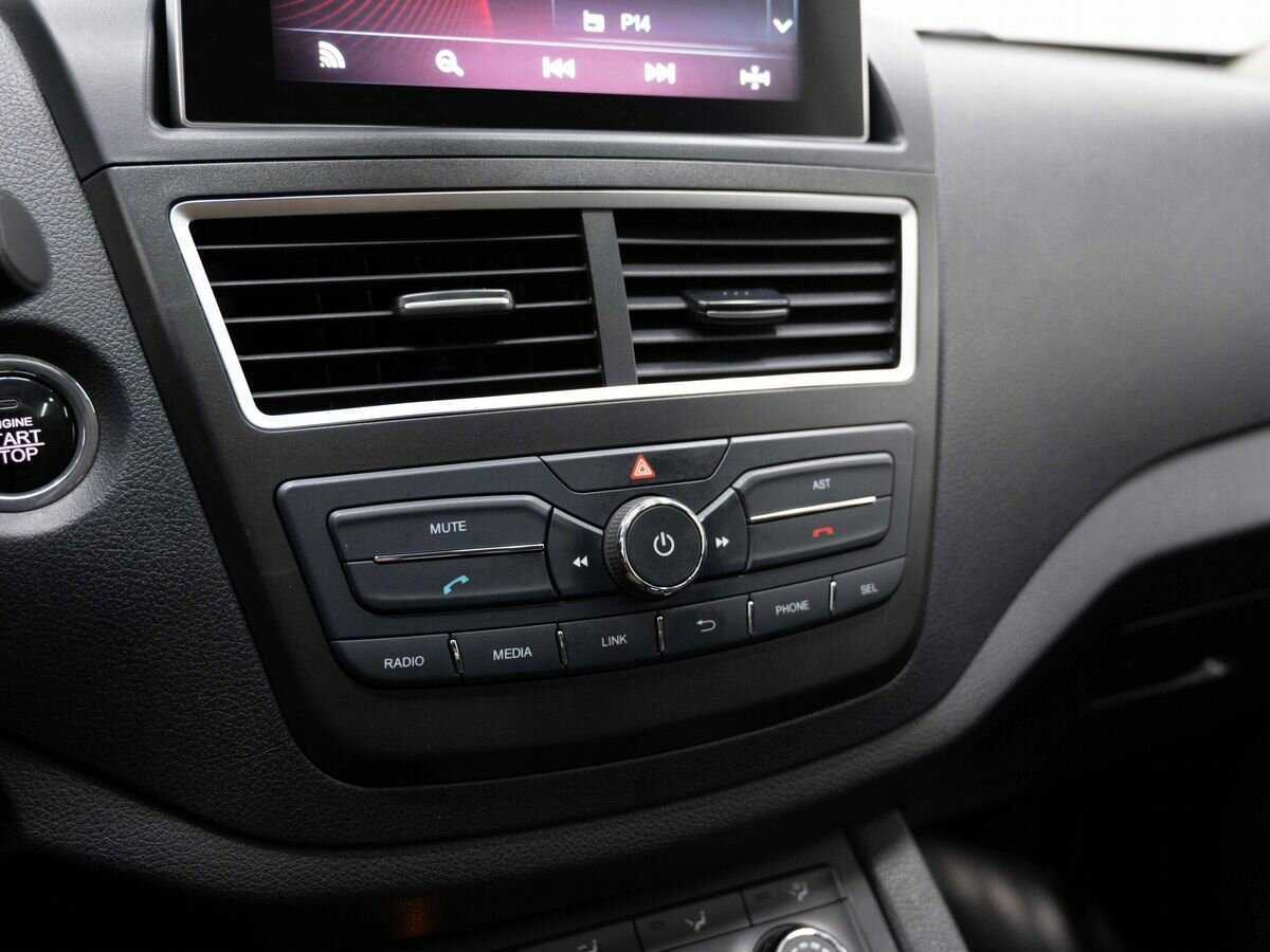 FAW Besturn X40, 2019 - Фото №17