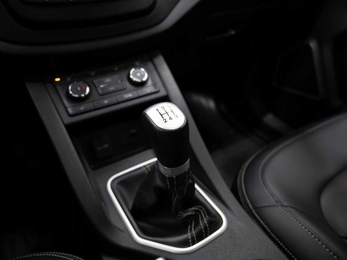 FAW Besturn X40, 2019 - Фото №20