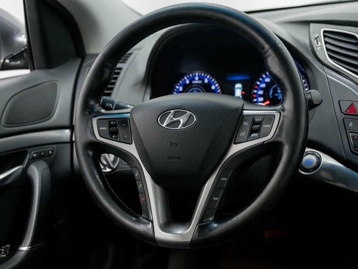 Hyundai i40, 2012 - Фото №10