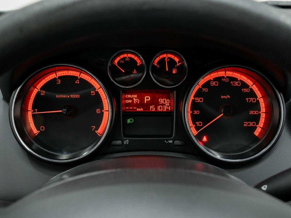 Peugeot 408, 2013 - Фото №21