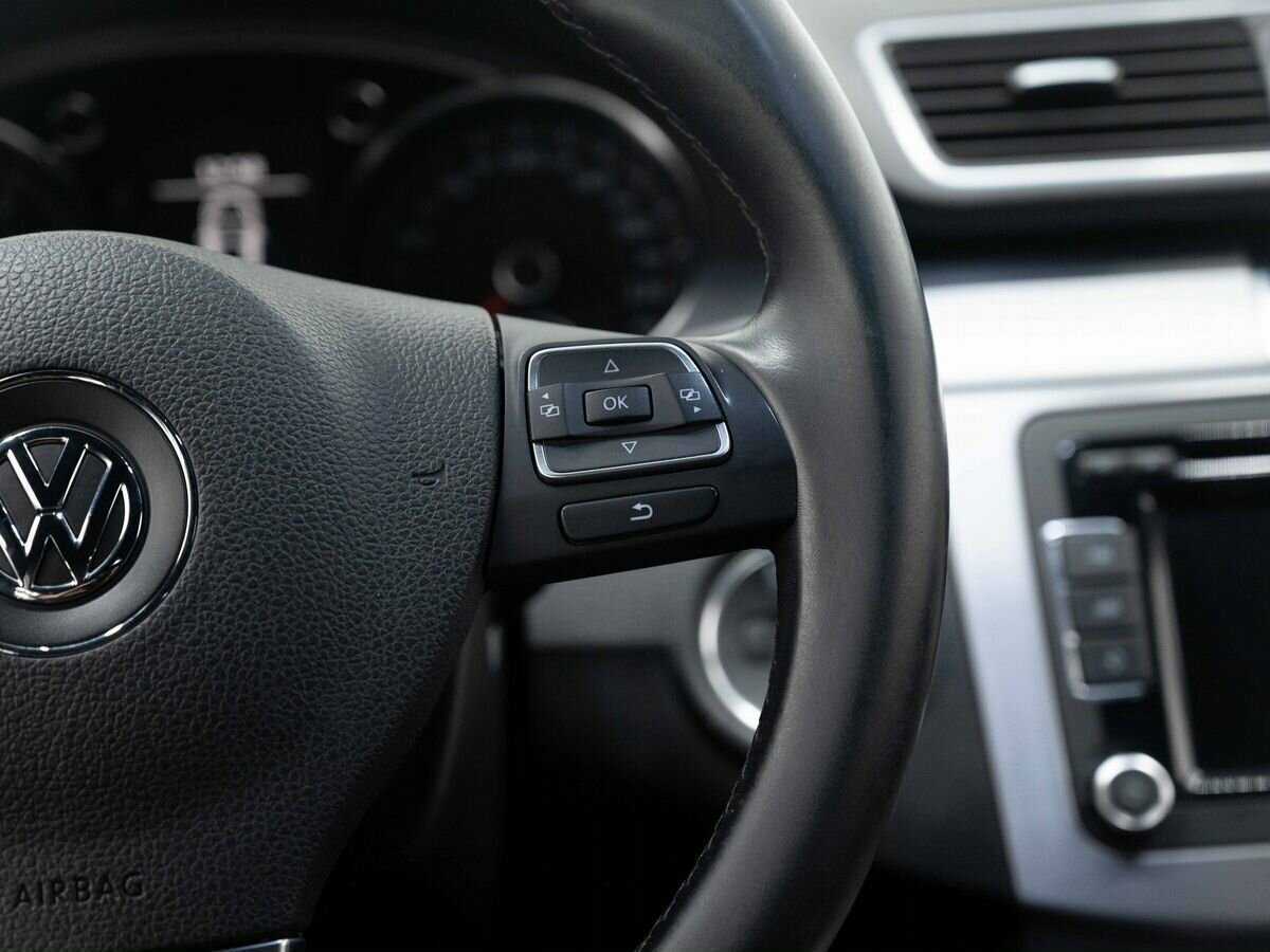 Volkswagen Passat CC, 2013 - Фото №15