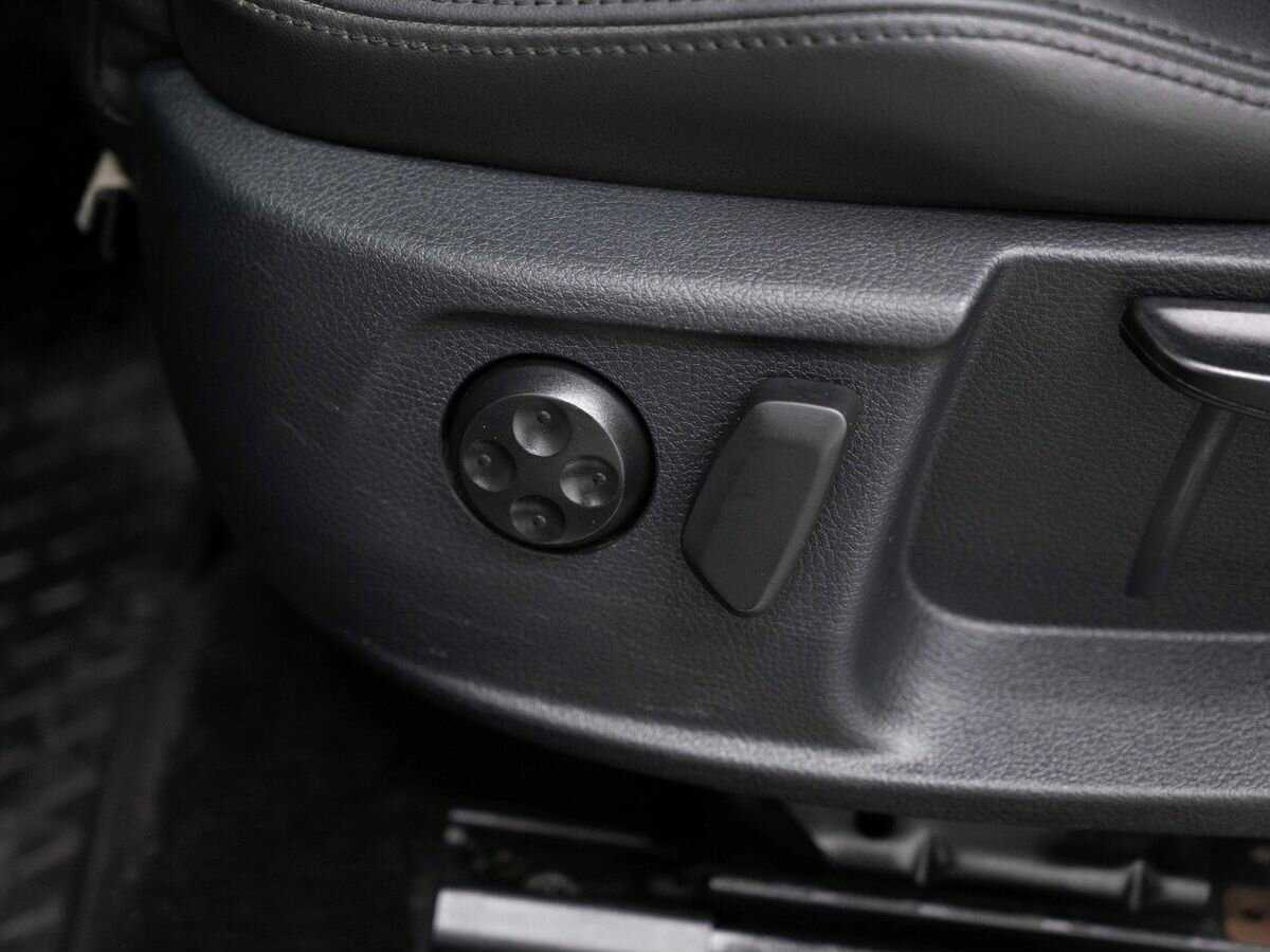 Volkswagen Passat CC, 2013 - Фото №20