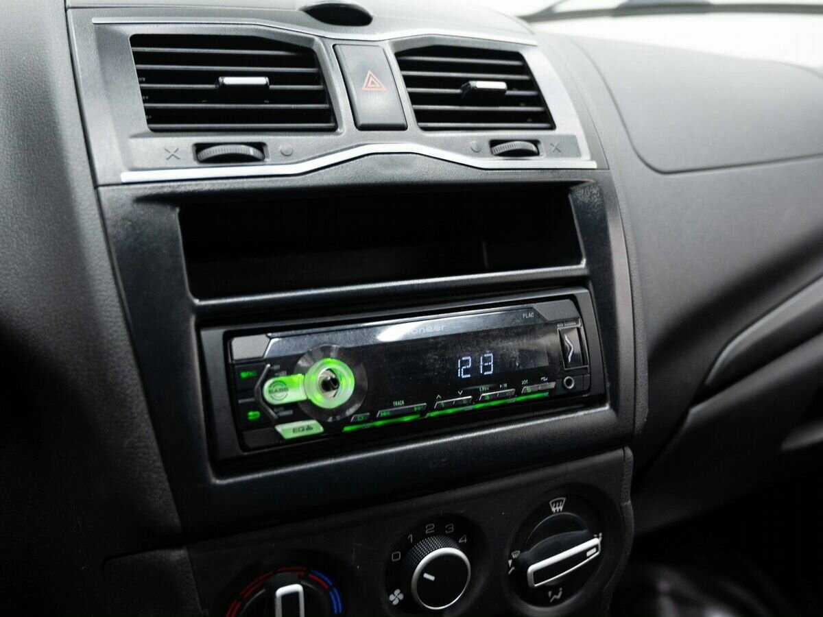 Lada (ВАЗ) Granta, 2020 - Фото №16