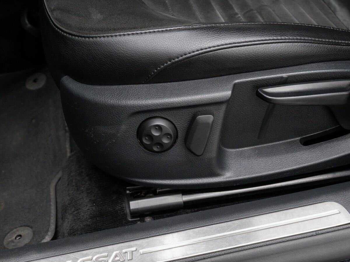 Volkswagen Passat, 2012 - Фото №17