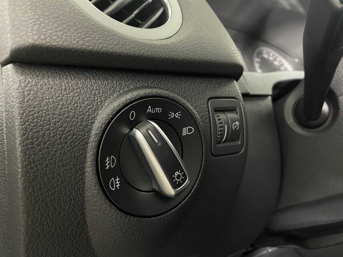 Volkswagen Tiguan, 2012 - Фото №8