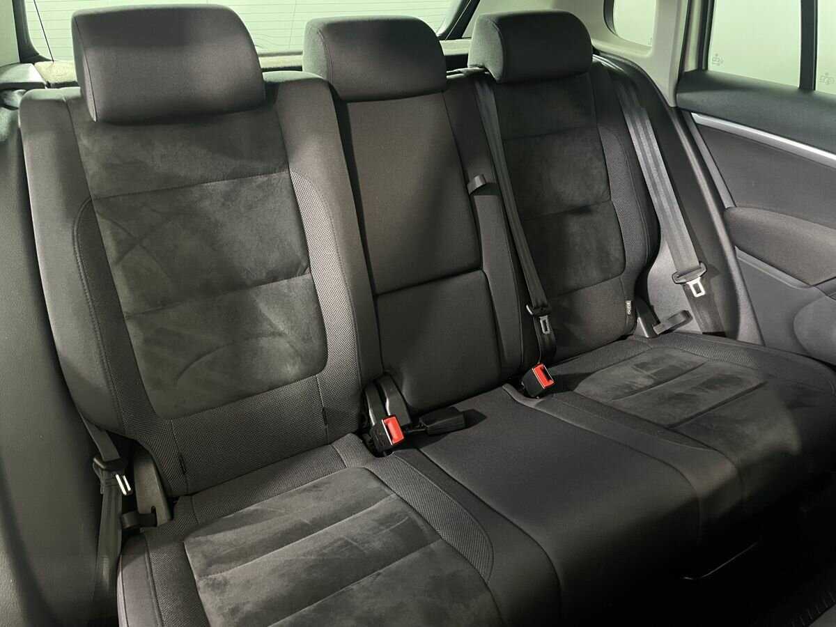 Volkswagen Tiguan, 2012 - Фото №14