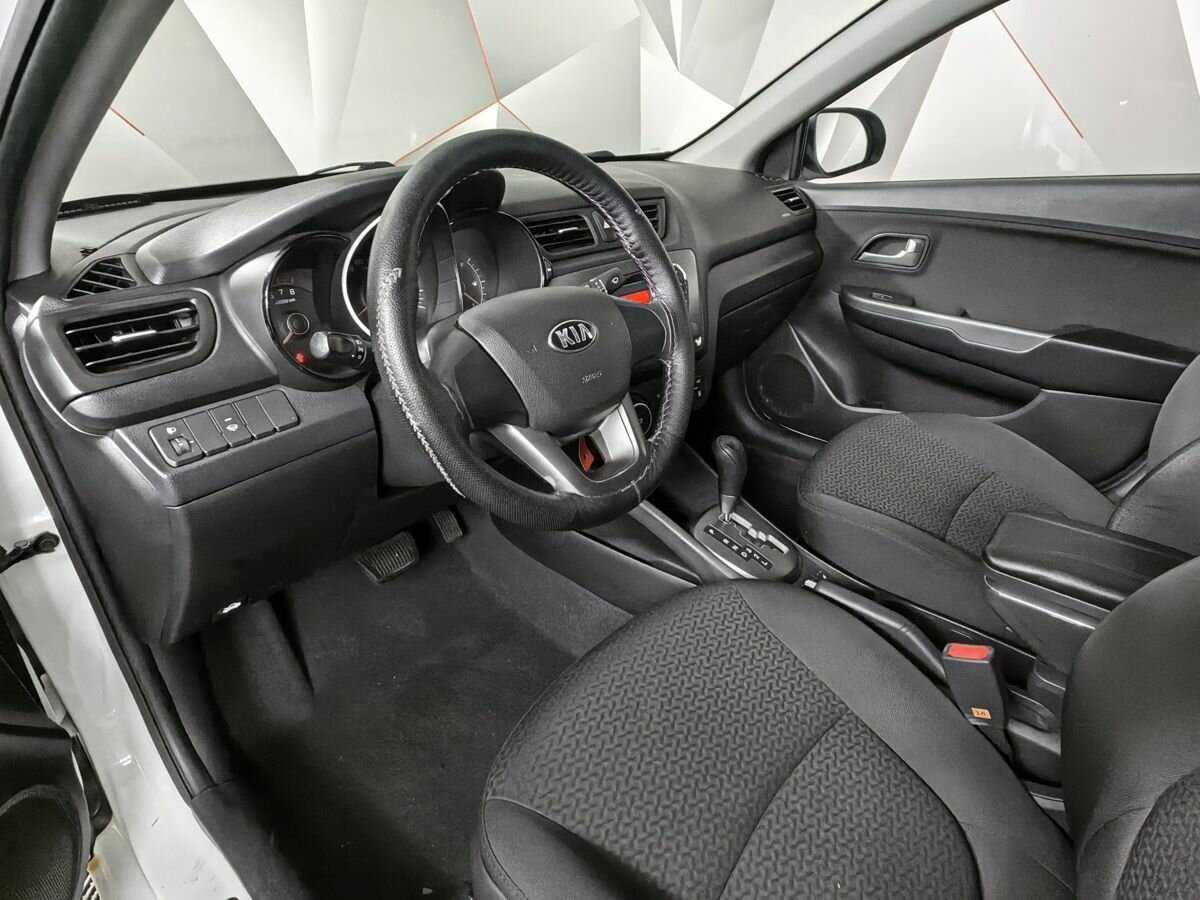 Kia Rio 4-speed, 2013 - Фото №13