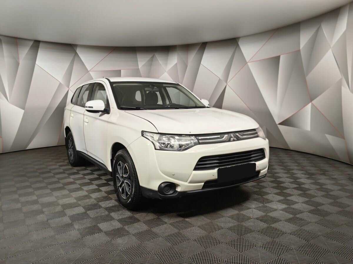 Mitsubishi Outlander, 2012 - Фото №2