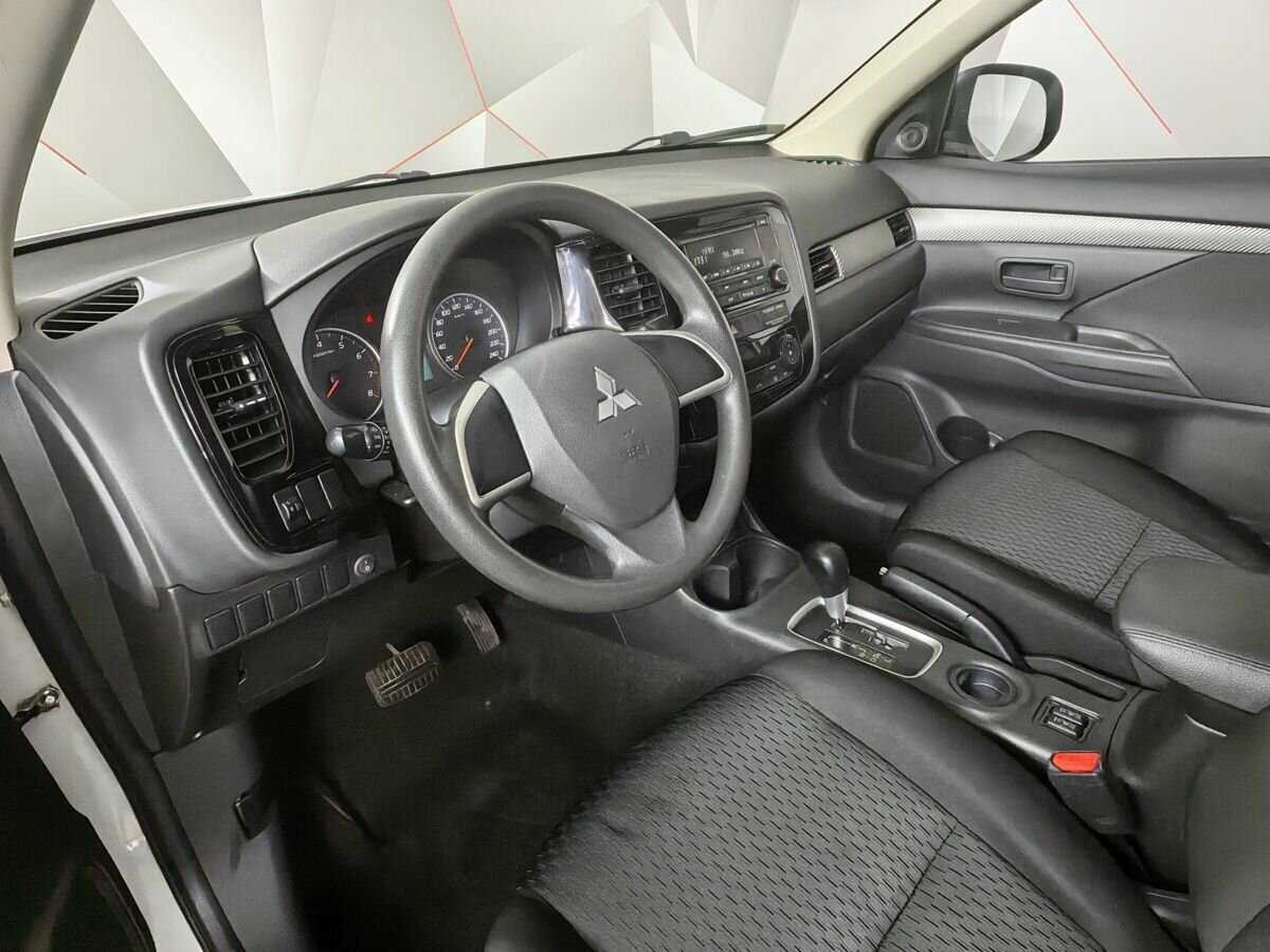 Mitsubishi Outlander, 2012 - Фото №13