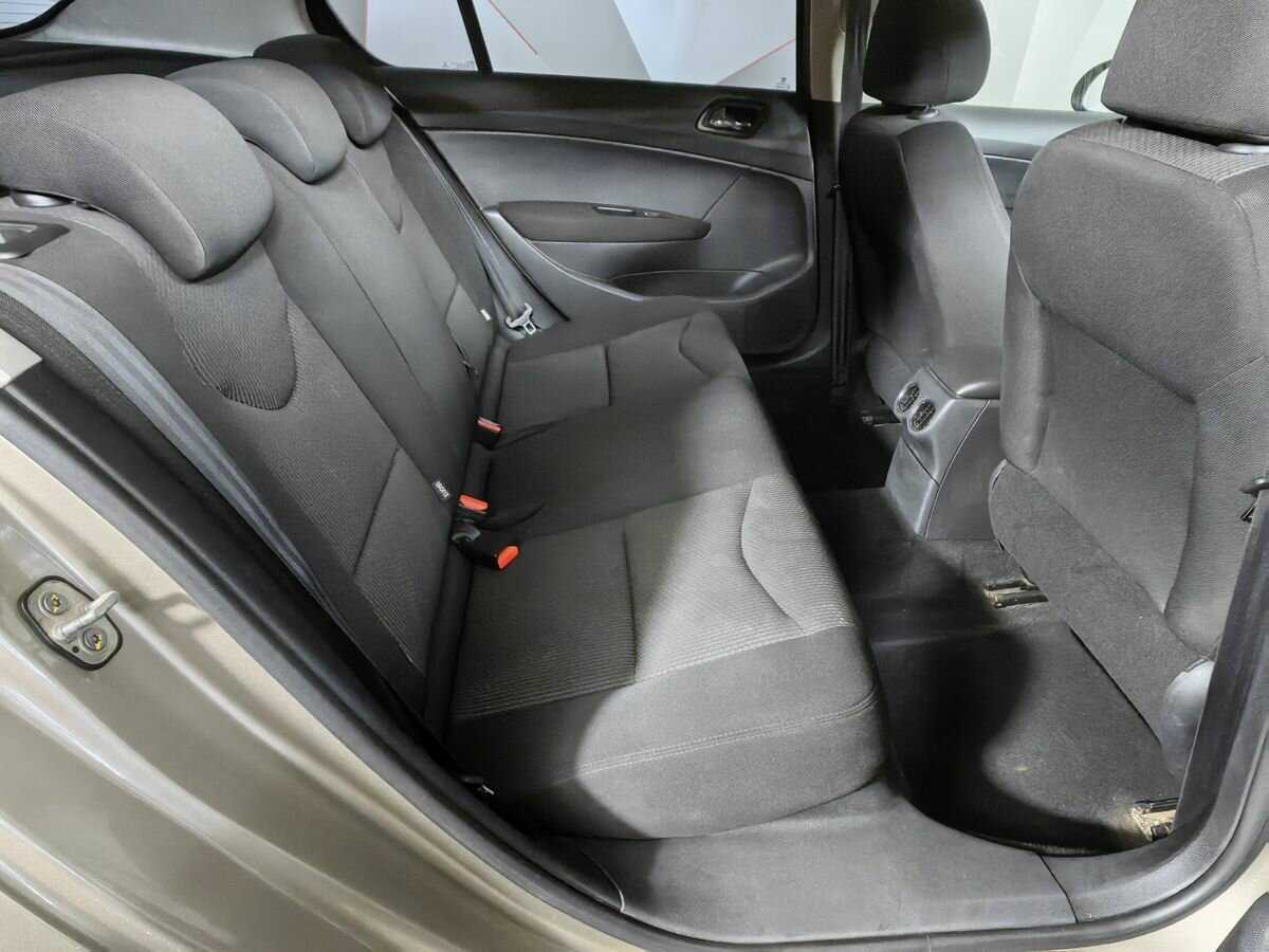 Peugeot 408, 2014 - Фото №11