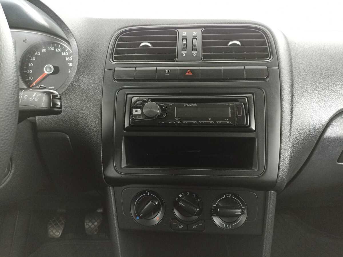 Volkswagen Polo, 2014 - Фото №12