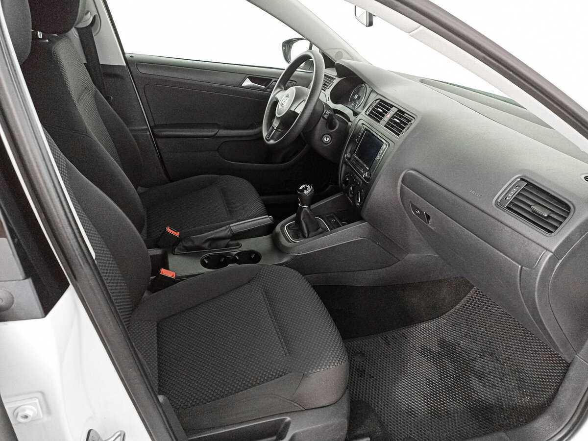 Volkswagen Jetta, 2014 - Фото №10