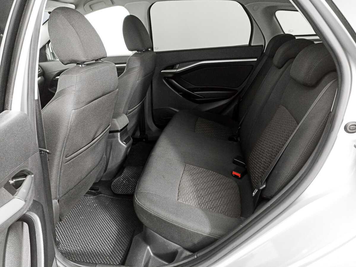 Lada (ВАЗ) Vesta SW, 2019 - Фото №9