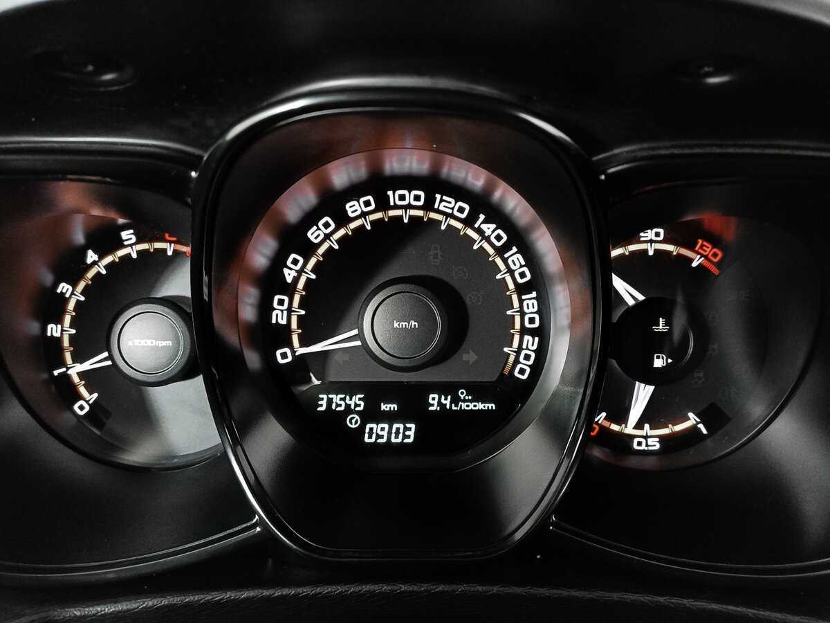 Lada (ВАЗ) Vesta SW, 2019 - Фото №10