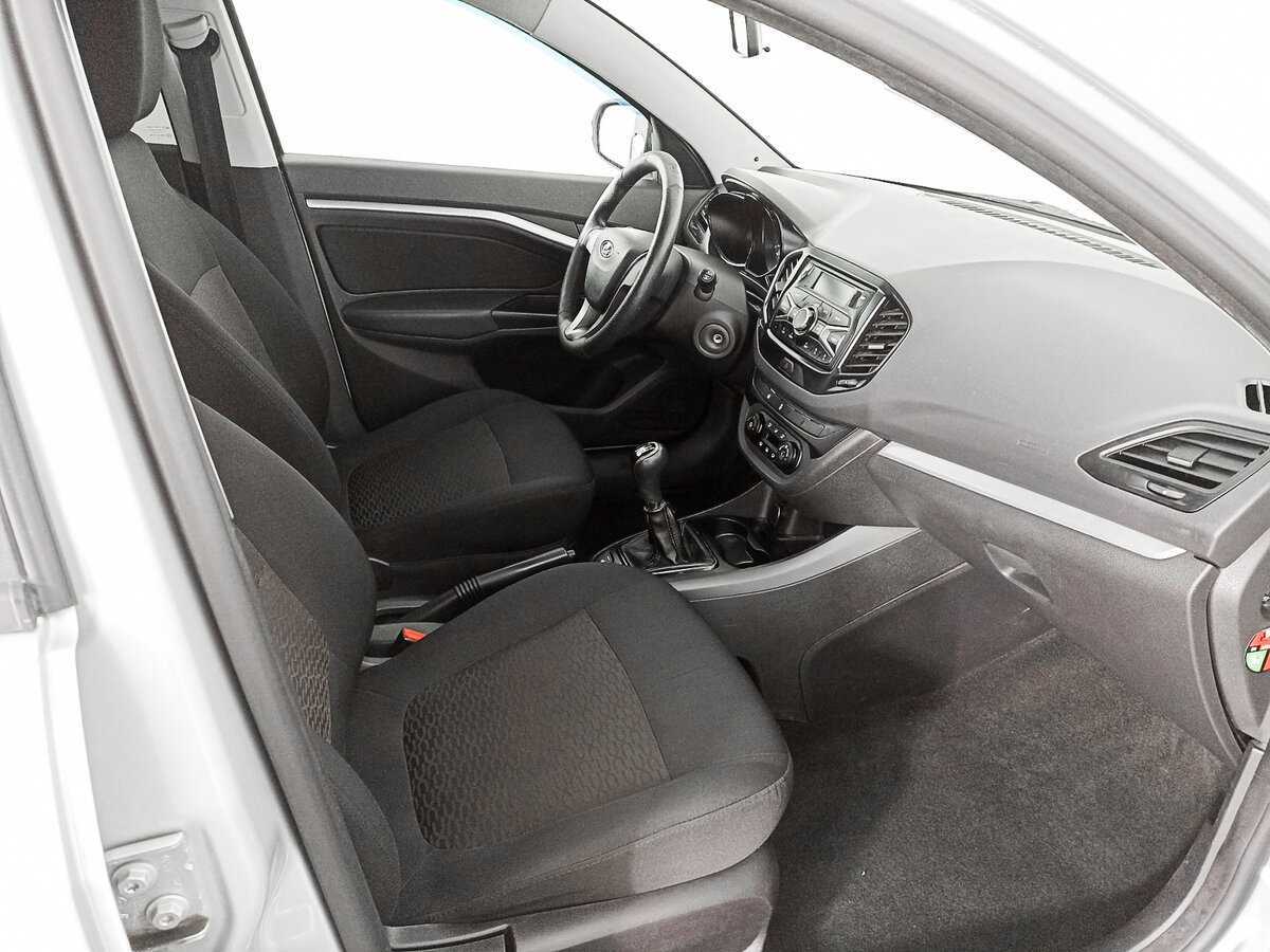 Lada (ВАЗ) Vesta, 2015 - Фото №10