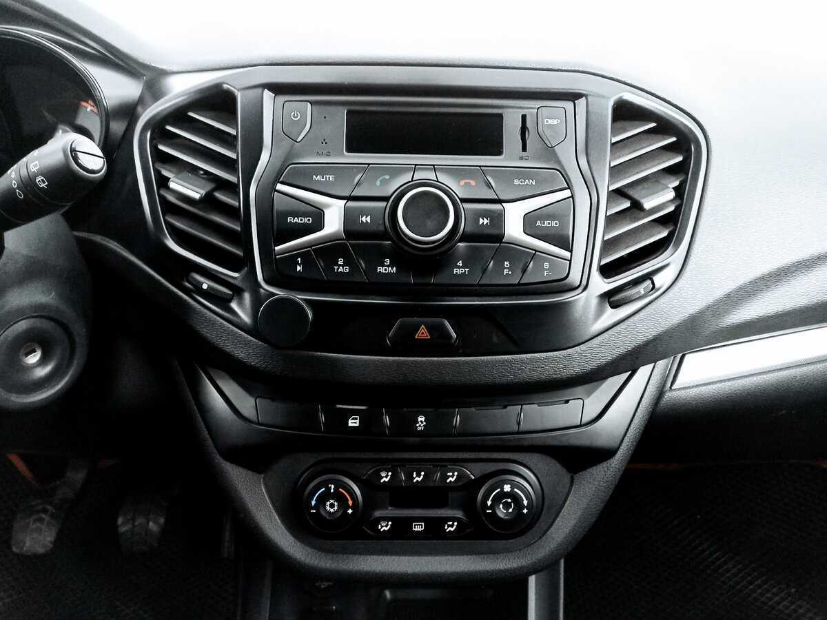 Lada (ВАЗ) Vesta SW, 2021 - Фото №12