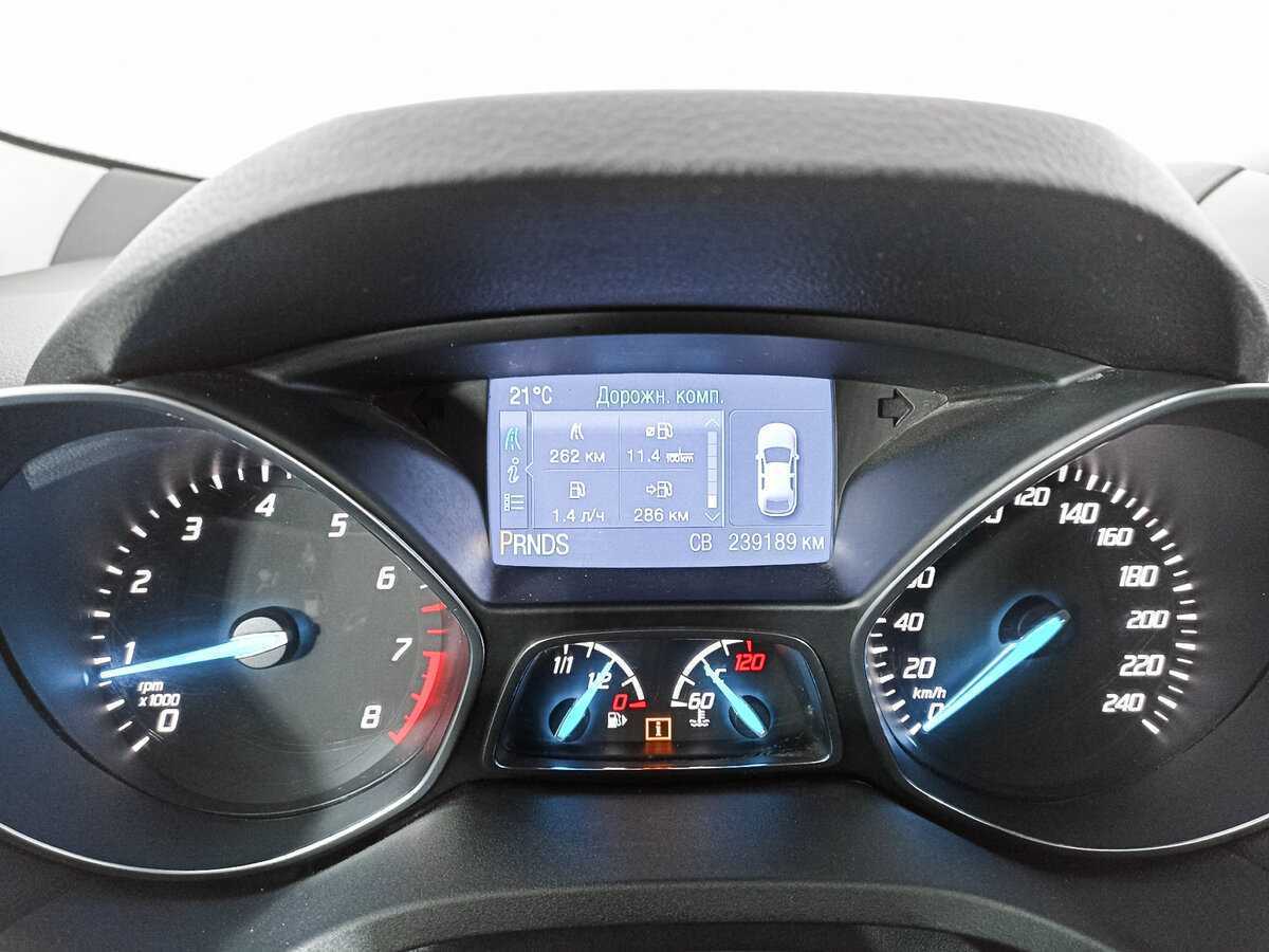 Ford Kuga, 2013 - Фото №9