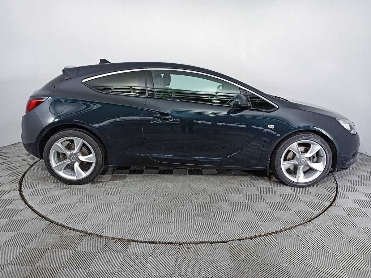 Opel Astra GTC, 2014 - Фото №3