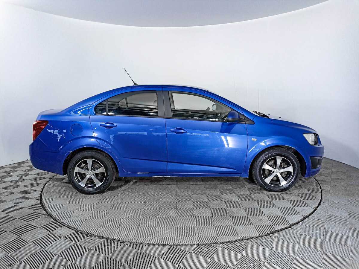 Chevrolet Aveo, 2012 - Фото №3