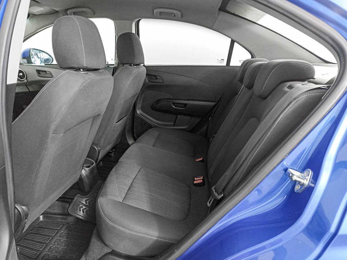 Chevrolet Aveo, 2012 - Фото №9