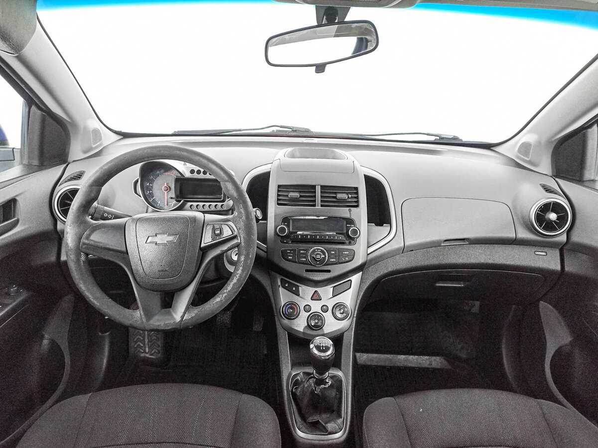 Chevrolet Aveo, 2012 - Фото №11