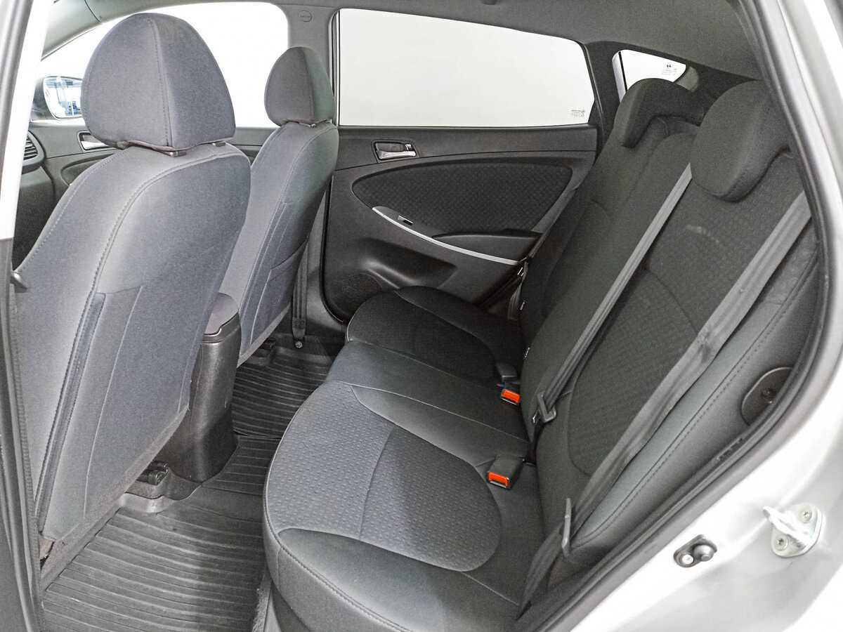 Hyundai Solaris, 2012 - Фото №9