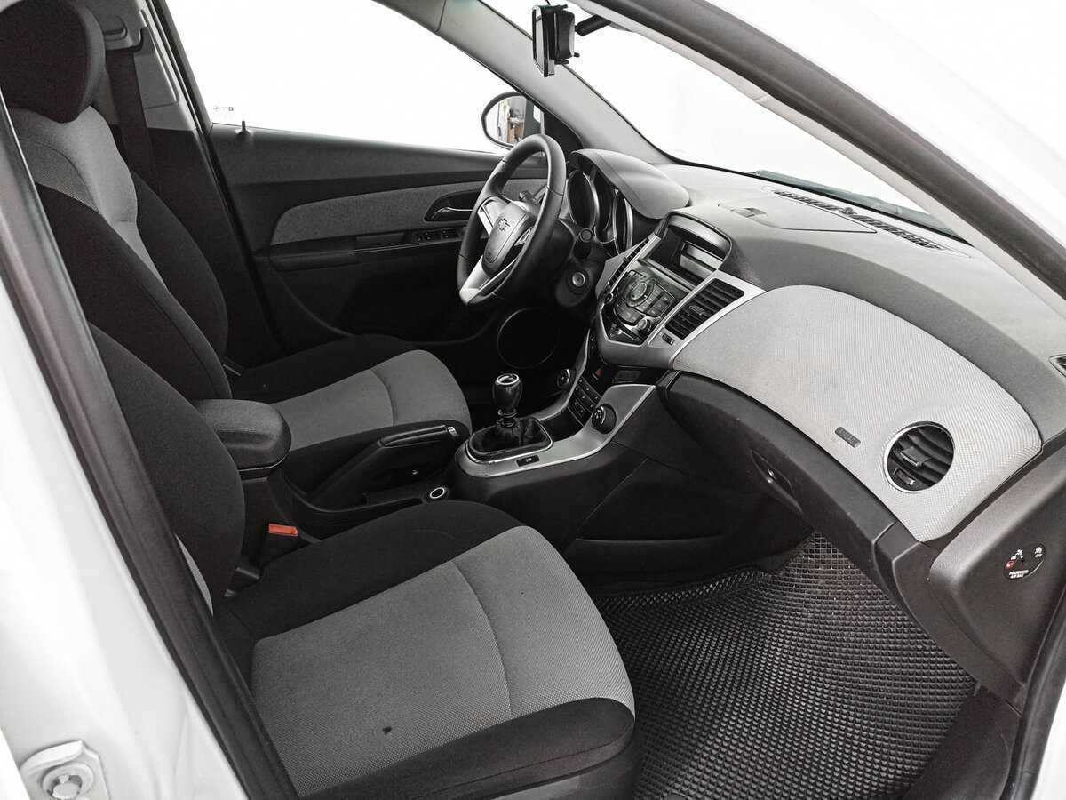 Chevrolet Cruze, 2012 - Фото №8