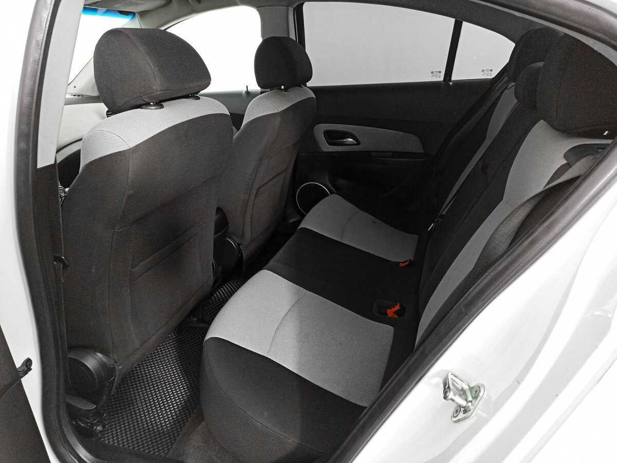 Chevrolet Cruze, 2012 - Фото №9