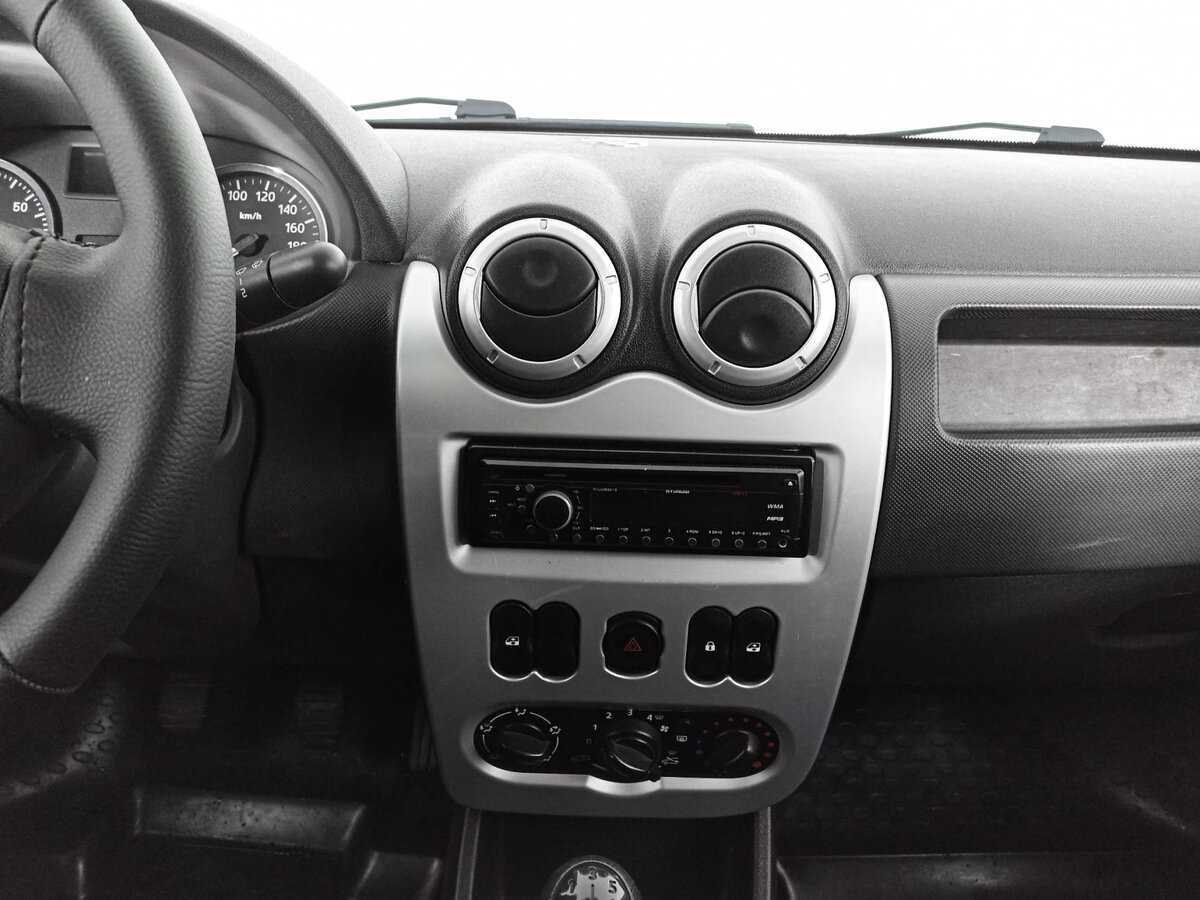 Renault Logan, 2014 - Фото №12