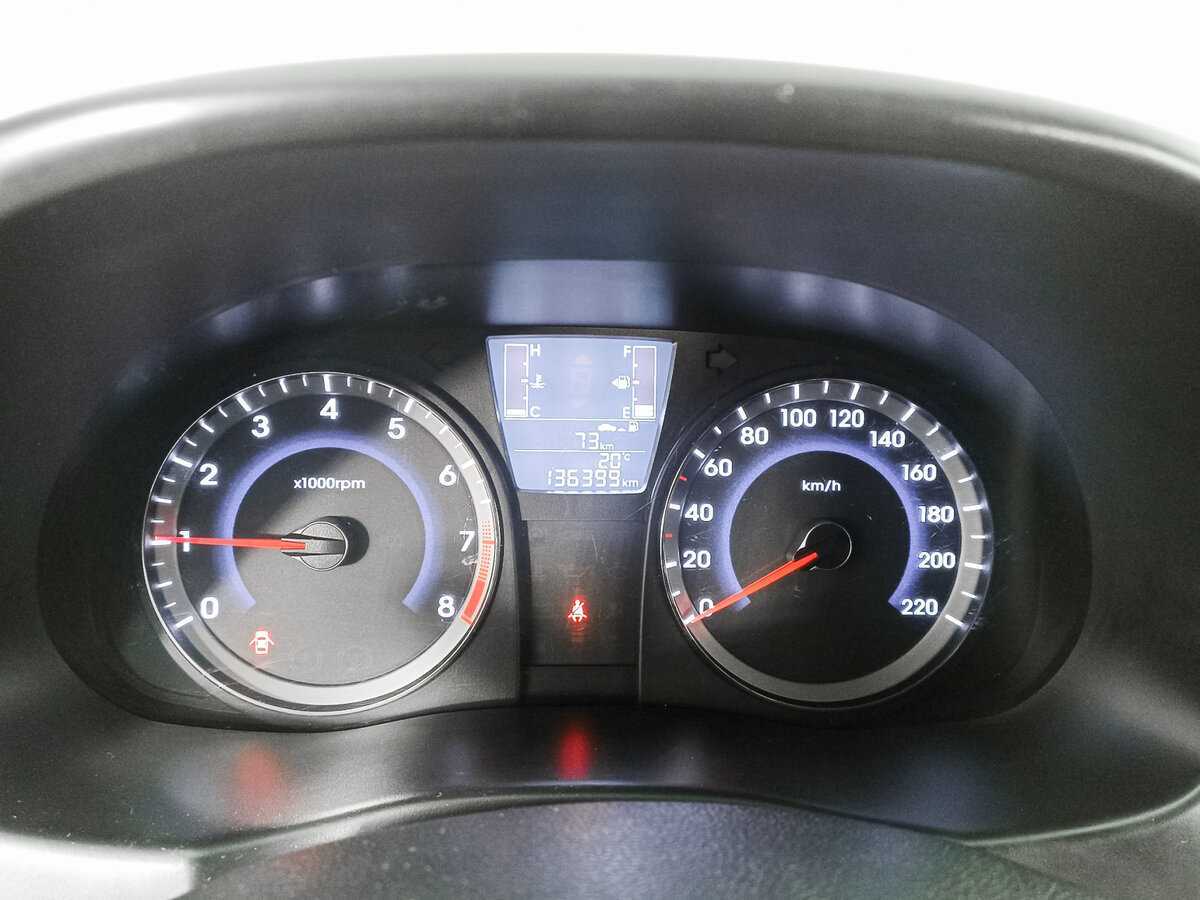 Hyundai Solaris, 2015 - Фото №10