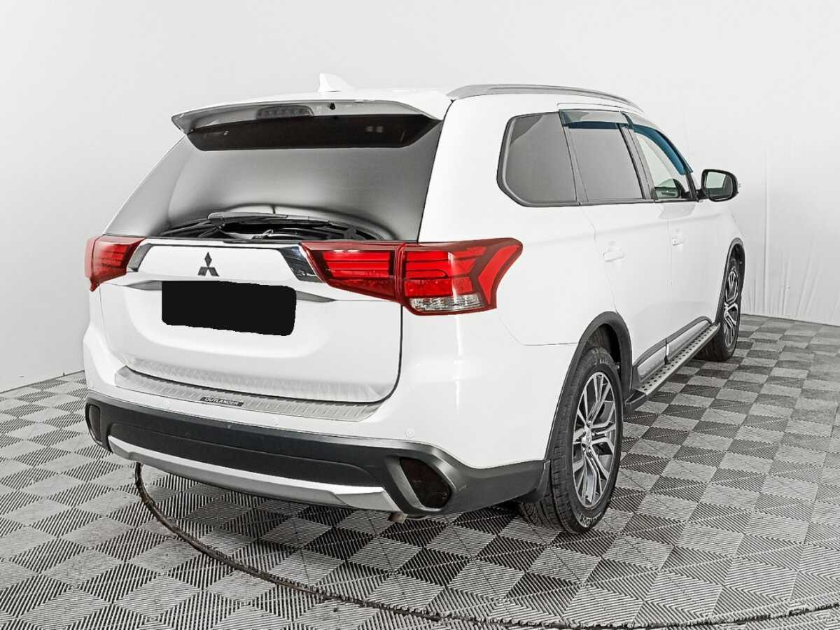 Mitsubishi Outlander, 2018 - Фото №4