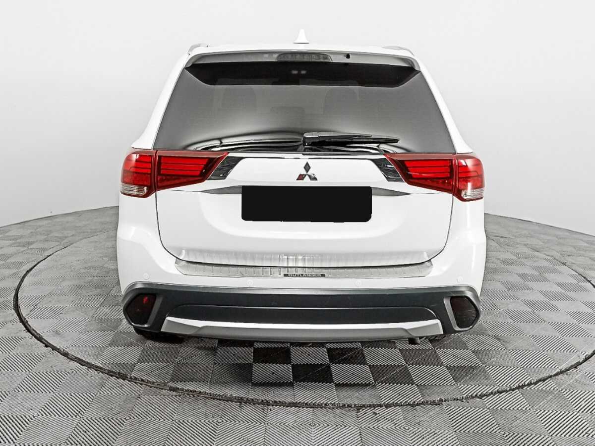 Mitsubishi Outlander, 2018 - Фото №5