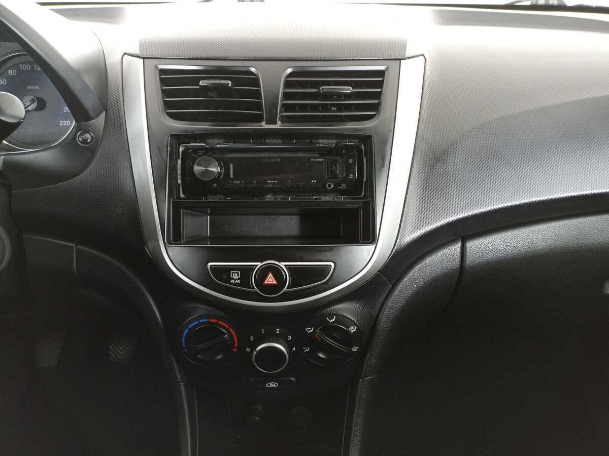 Hyundai Solaris, 2013 - Фото №9