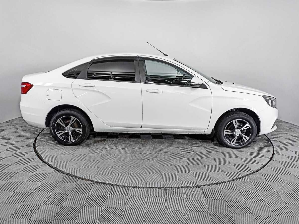 Lada (ВАЗ) Vesta, 2017 - Фото №3