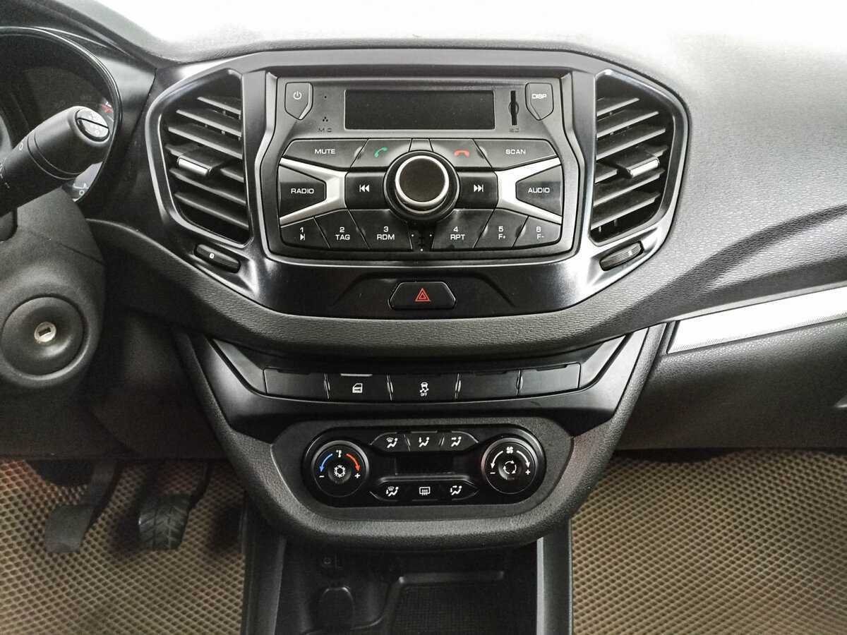 Lada (ВАЗ) Vesta, 2017 - Фото №14