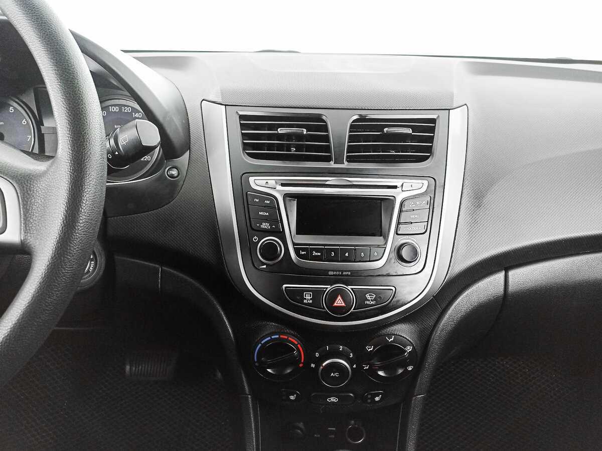 Hyundai Solaris, 2015 - Фото №10