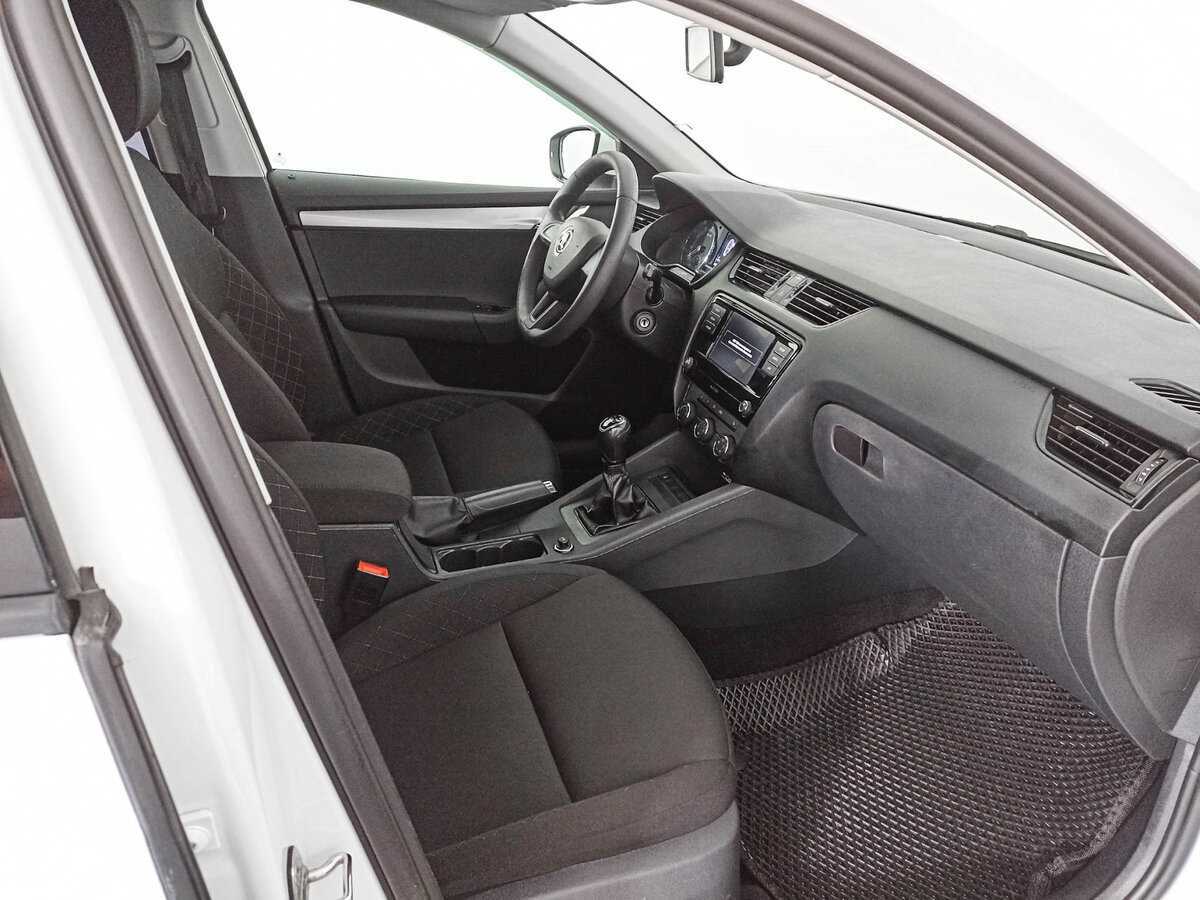 Skoda Octavia, 2019 - Фото №8
