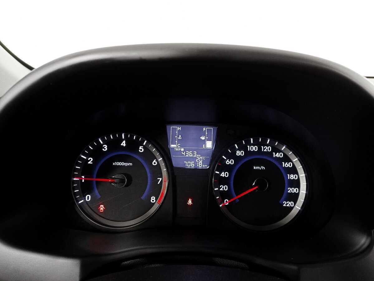 Hyundai Solaris, 2014 - Фото №10