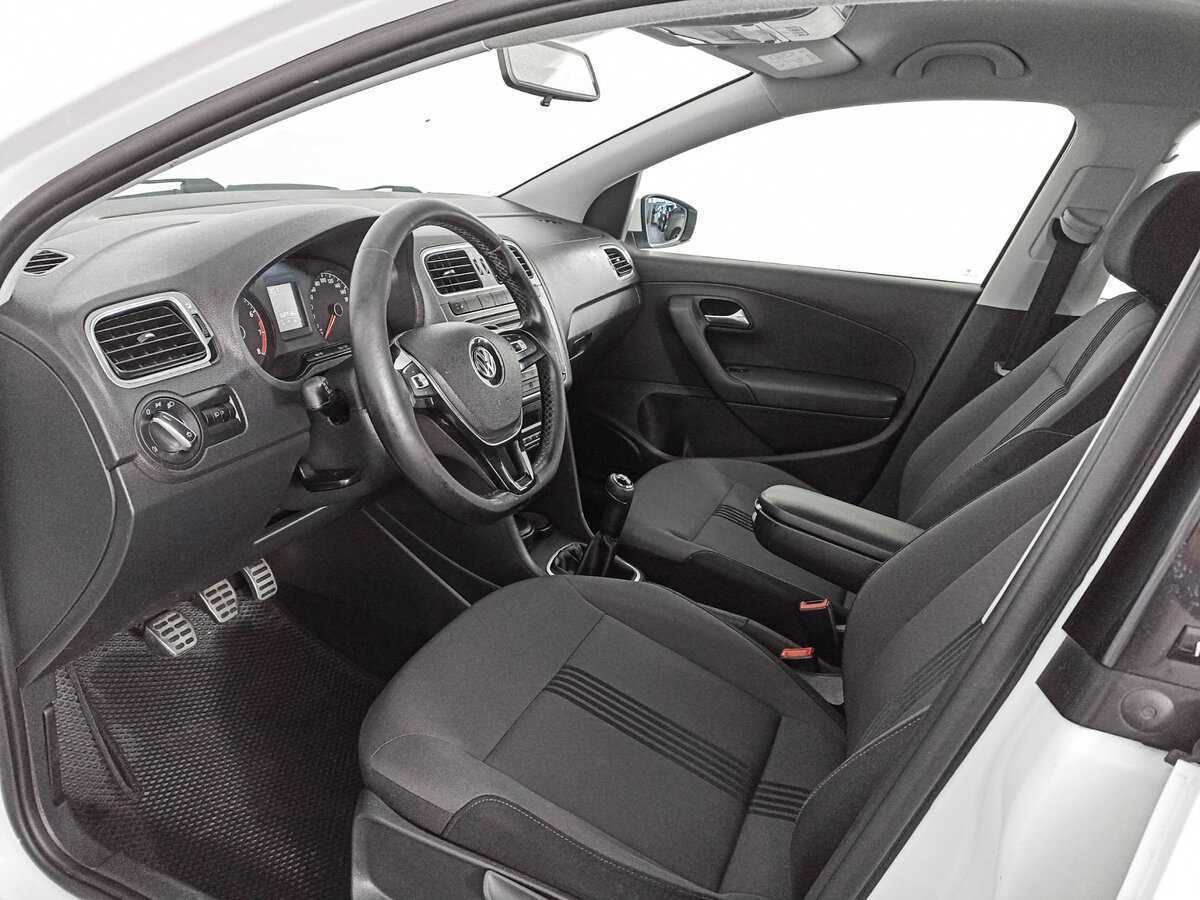 Volkswagen Polo, 2017 - Фото №13