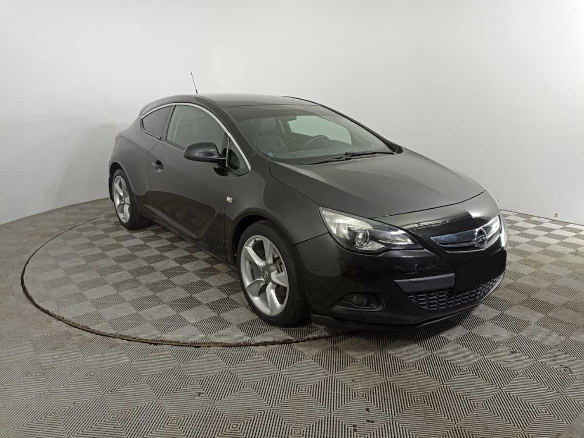 Opel Astra GTC, 2013 - Фото №2