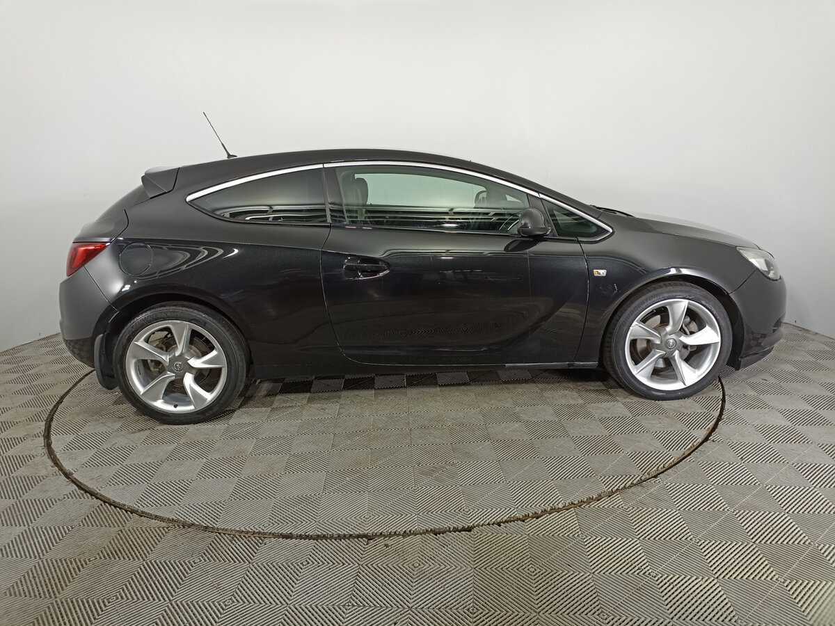 Opel Astra GTC, 2013 - Фото №3