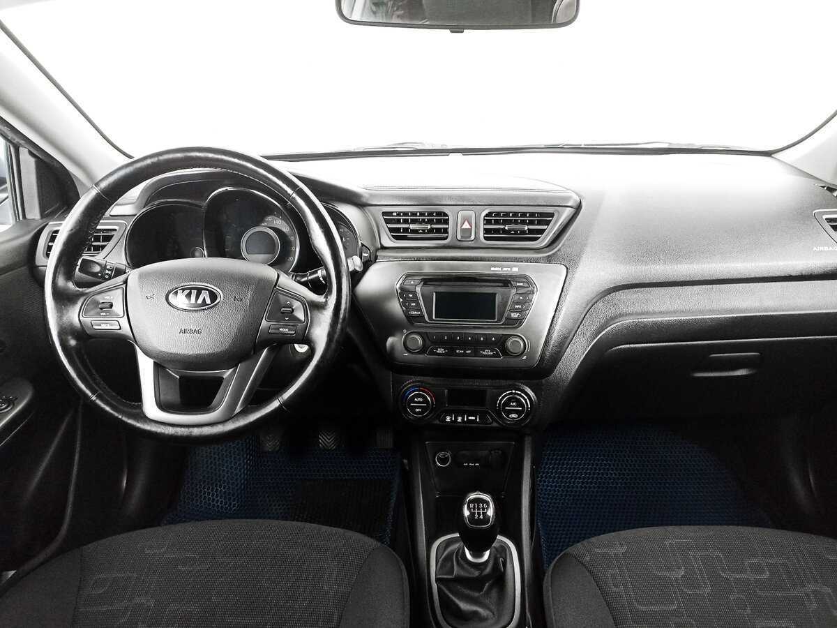 Kia Rio 5-speed, 2013 - Фото №9