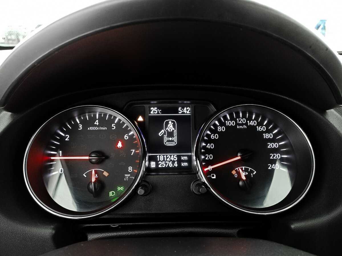 Nissan Qashqai, 2013 - Фото №10