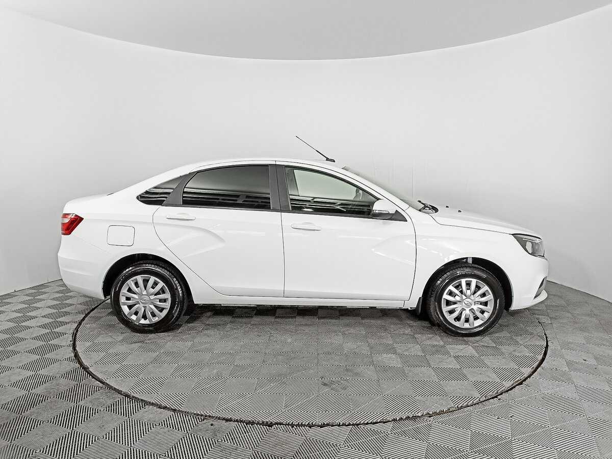 Lada (ВАЗ) Vesta, 2022 - Фото №3