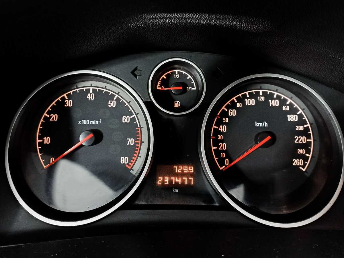 Opel Astra, 2012 - Фото №10